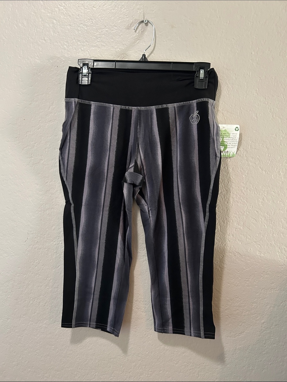 Green Apple Black & Gray Striped Capri Leggings